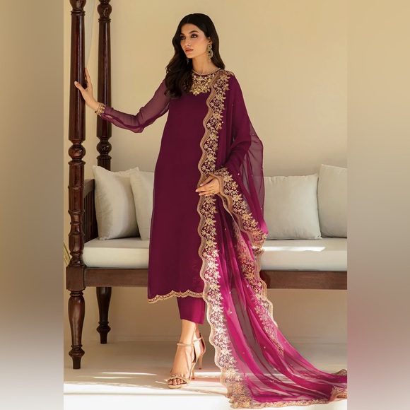 Baroque | Formals Collection - Picture 2 of 4